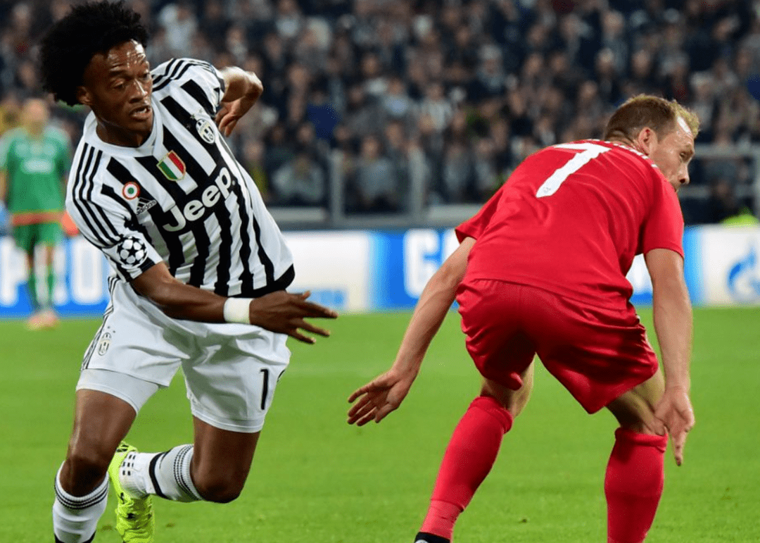 国际比赛日尤文图斯止住颓势——欧联节点到来；引发热议；临场指挥获称赞的简单介绍