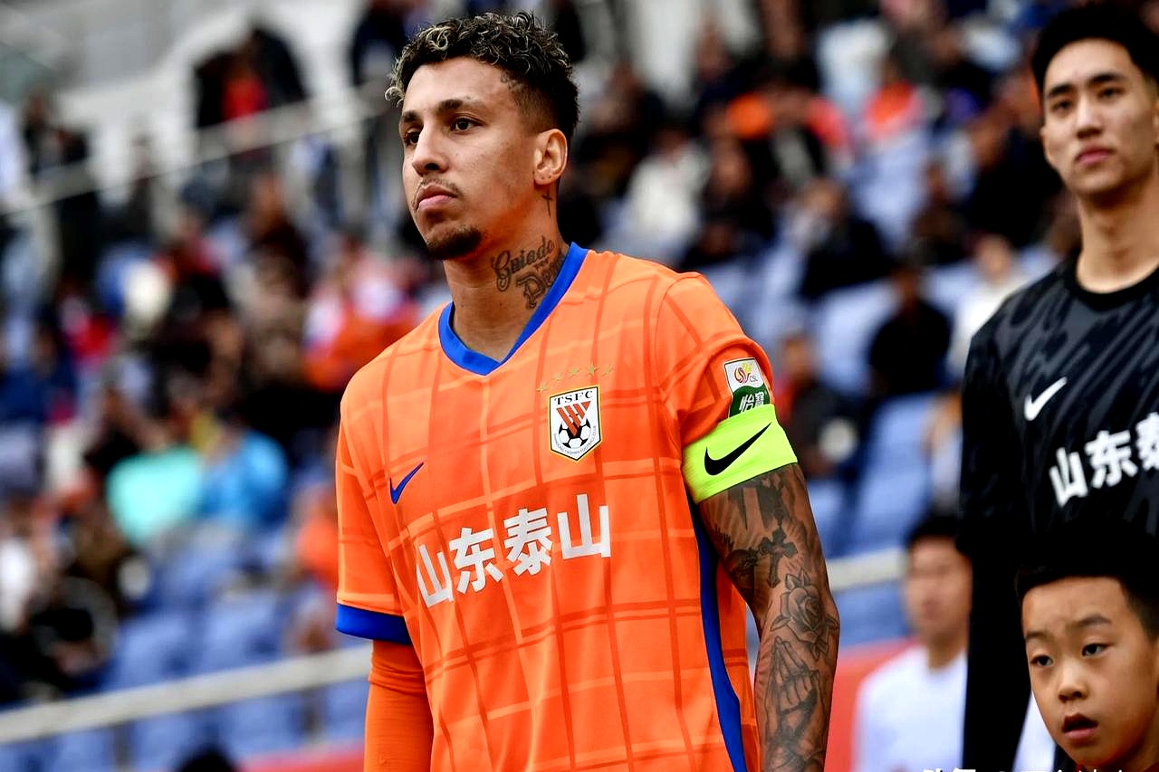 包含中超转会期再迎强敌，犹他爵士刷新队史纪录，主帅态度——气氛紧张，年轻球员得到机会的词条